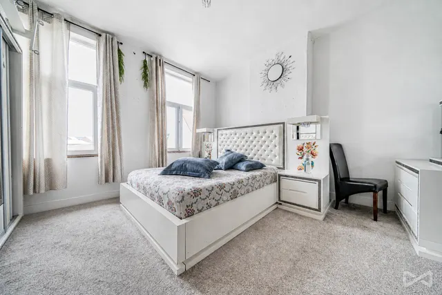 Appartement te koop in Brussels – 1/9