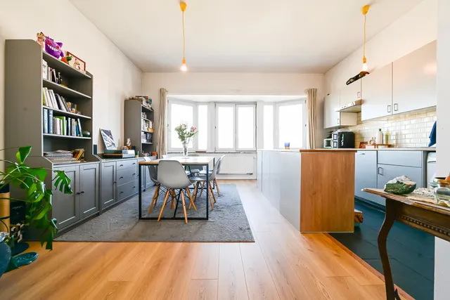 Appartement te koop in Jette – 1/10