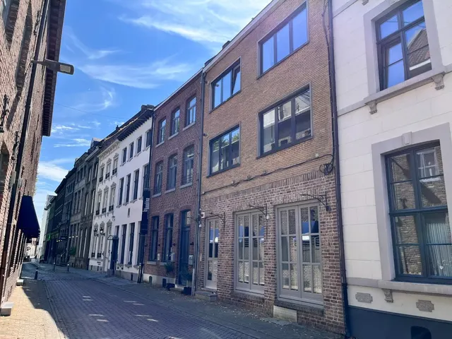 Appartement te koop in Maaseik – 1/10