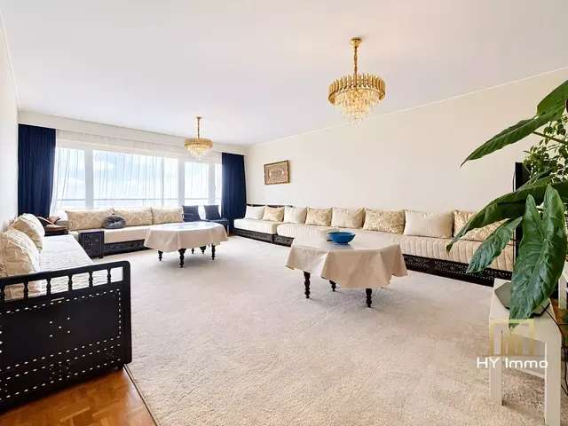 Appartement te koop in Molenbeek-Saint-Jean – 1/10
