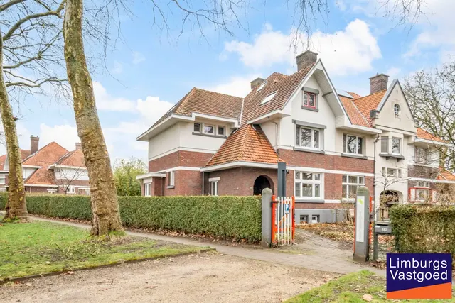Huis te koop in Genk – 1/10