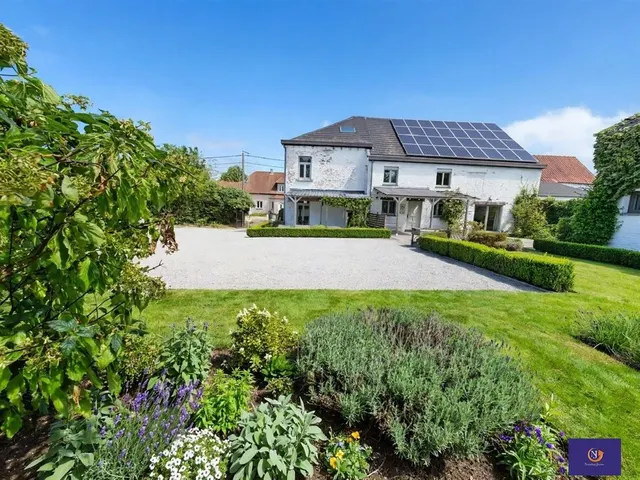 Huis te koop in Binche – 1/10