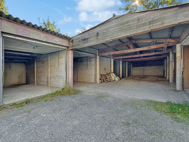 Gesloten Garagebox te huur in Uccle – 1/6