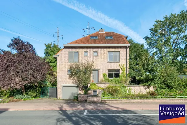 Huis te koop in Genk – 1/10
