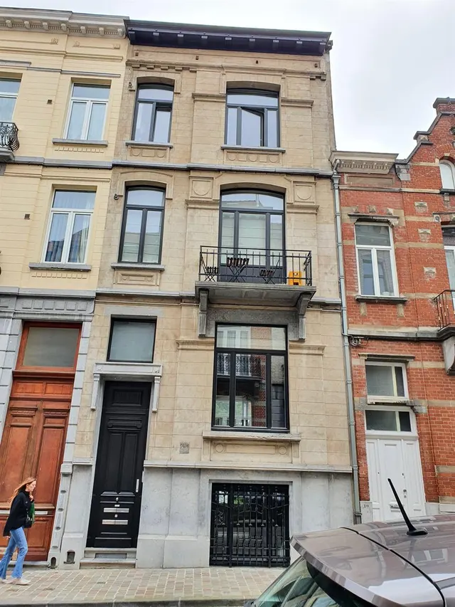 Appartement te huur in Ixelles – 1/10
