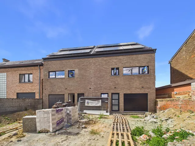 Huis te koop in La Louvière Besonrieux – 1/10