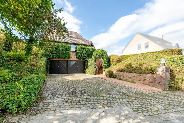 Villa à vendre à Vlezenbeek – 1/10