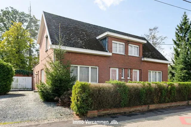 Huis te koop in Putte – 1/10