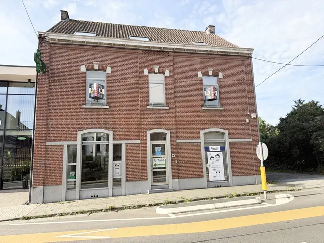 Huis te koop in Thuin – 1/10
