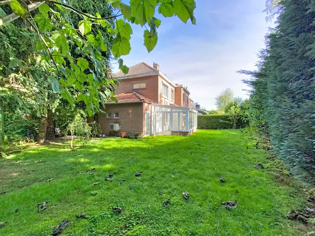 Maison à vendre à Woluwe-Saint-Pierre – 1/10