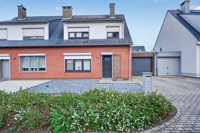 Huis à vendre à Bilzen-Hoeselt – 1/10
