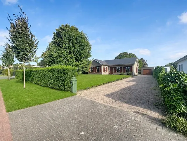 Bungalow te koop in Sint-Pauwels – 1/10