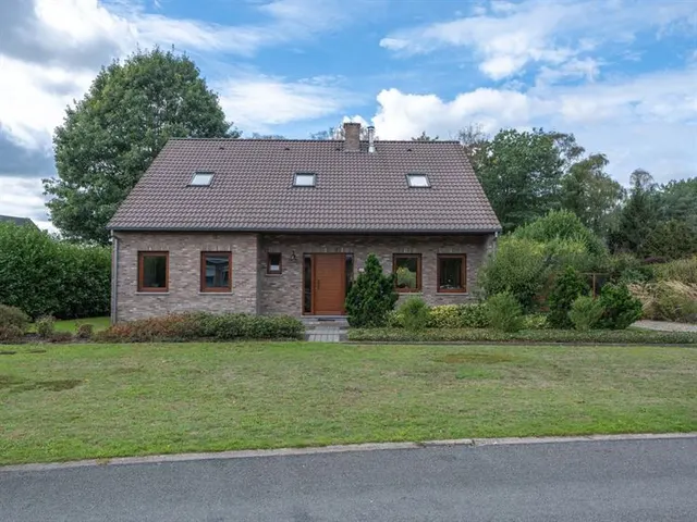 Huis te koop in Dilsen-Stokkem – 1/10