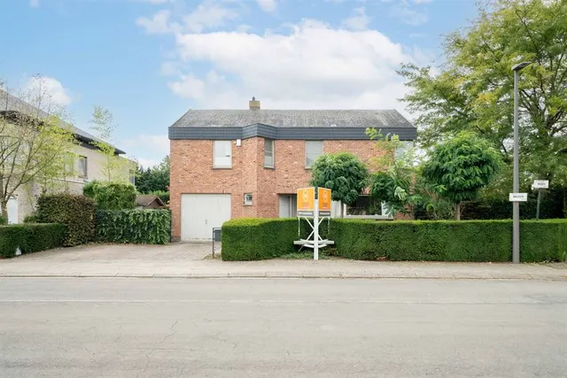 Huis te koop in Wilrijk – 1/10