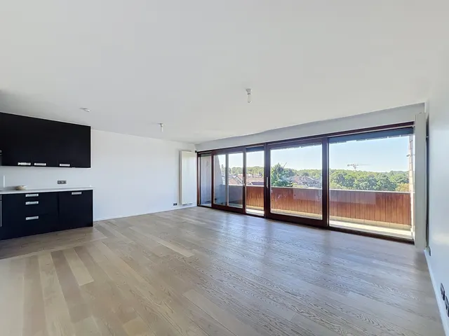 Appartement te huur in Berchem-Sainte-Agathe – 1/10