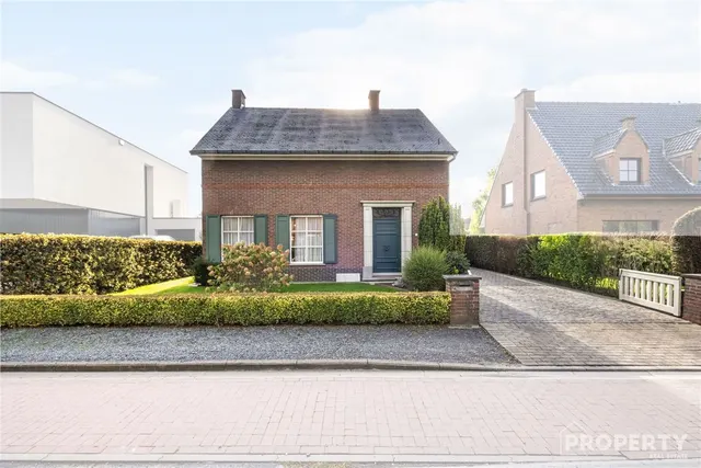 Huis te koop in Izegem – 1/10