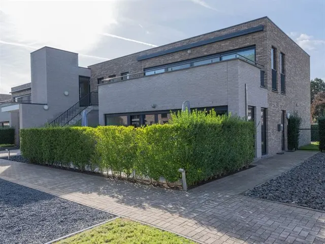 Appartement te koop in Dilsen-Stokkem – 1/10
