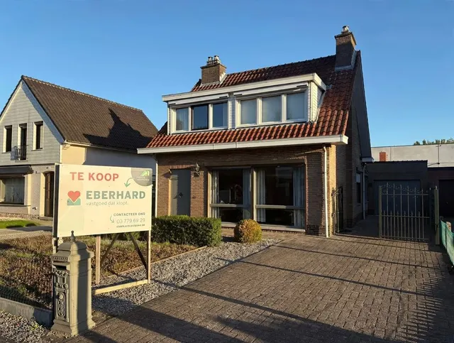 Huis te koop in De Klinge – 1/10