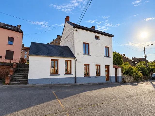 Maison à vendre à Fontaine-l'Évêque – 1/10