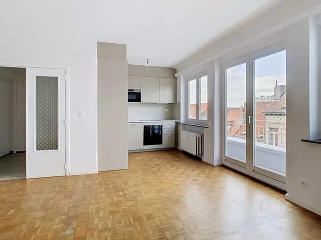 Appartement te huur in Bruxelles – 1/10