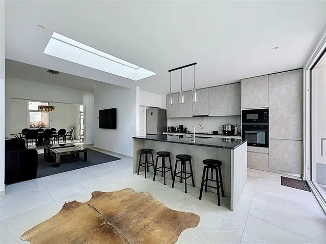 Huis te huur in Woluwe-Saint-Pierre – 1/10