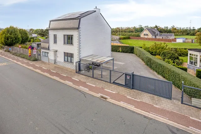 Huis te koop in Sint-Truiden – 1/10