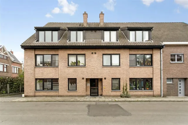 Appartement te huur in Sint-Amandsberg – 1/10