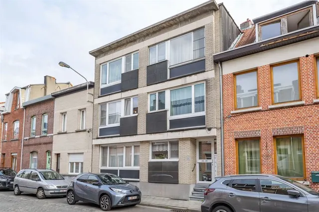 Appartement te koop in Berchem – 1/10