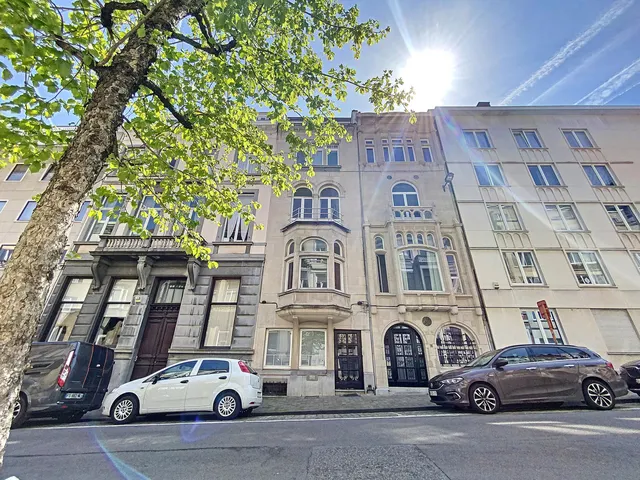 Appartement te koop in Ixelles – 1/10