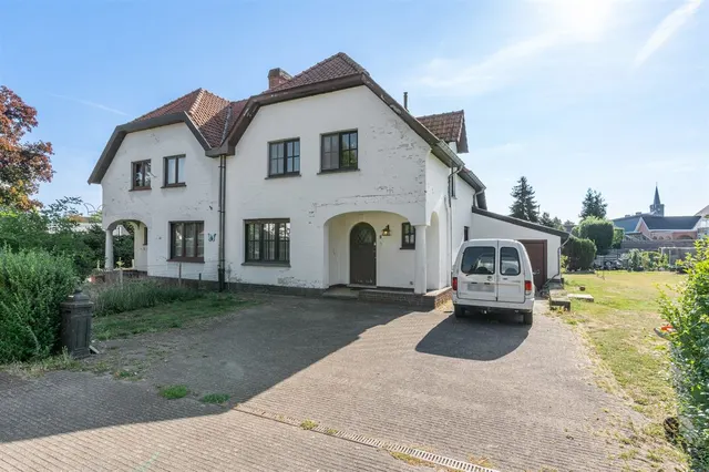 Huis te koop in Rekem – 1/10