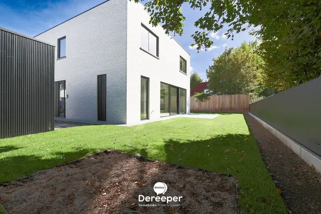 Huis te koop in Jabbeke – 1/10