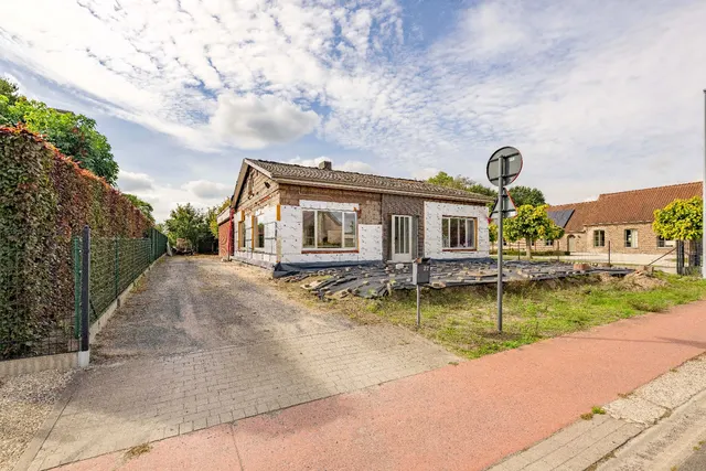 Huis te koop in Kruisem – 1/10