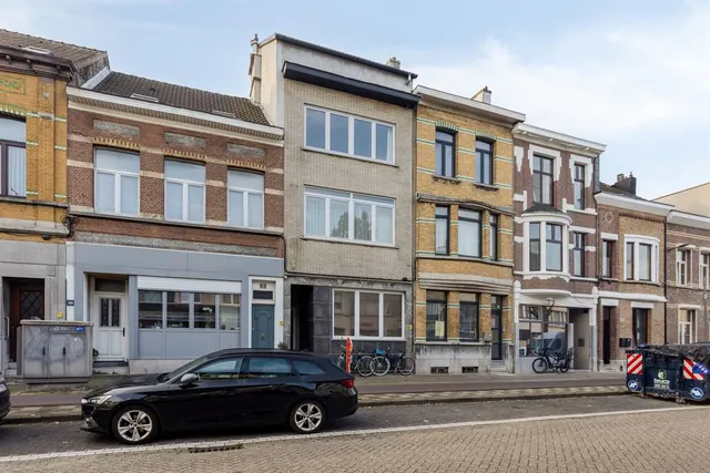 Appartement te koop in Wilrijk – 1/10