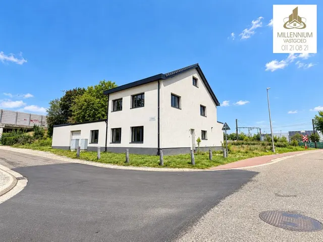 Huis te koop in Hasselt – 1/10