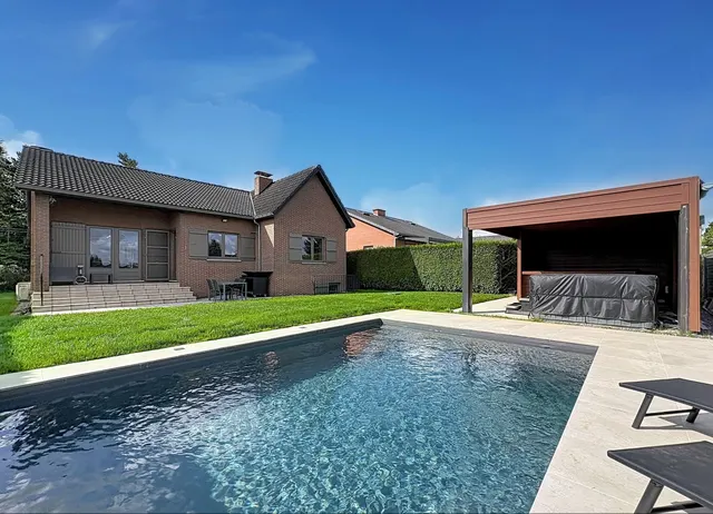 Maison à vendre à Waremme – 1/10