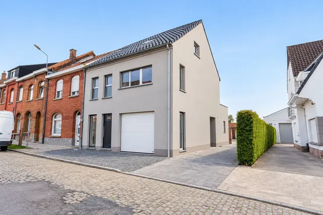 Maison à vendre à Mouscron – 1/10