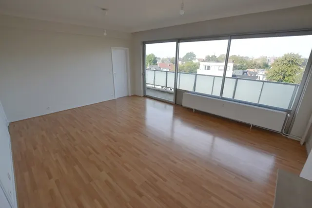 Appartement te huur in Uccle – 1/10