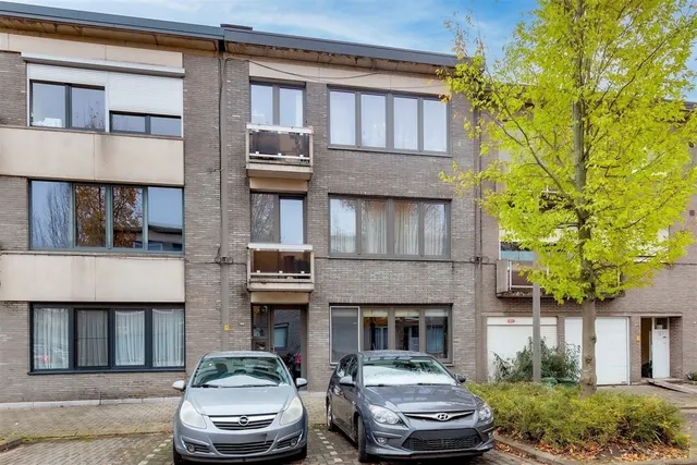 Appartement à vendre à Mortsel – 1/10