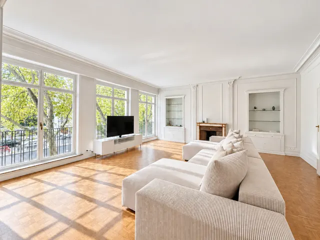 Appartement te huur in Bruxelles – 1/10
