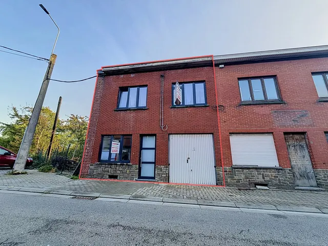 Huis te koop in Charleroi Jumet – 1/10