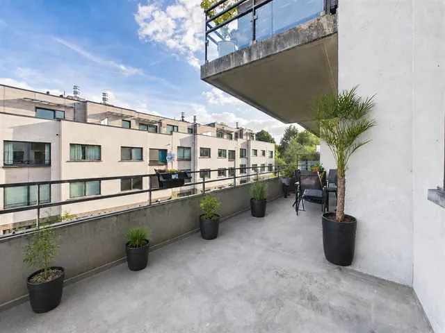 Appartement te koop in Uccle – 1/10