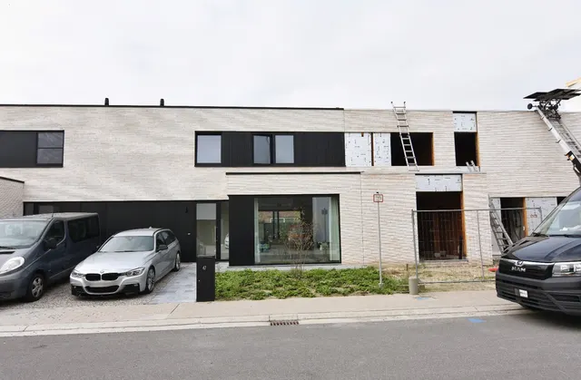 Huis te huur in Roeselare – 1/10