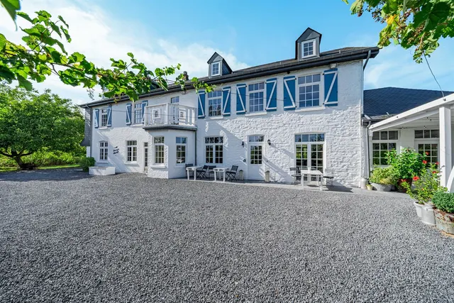 Huis te koop in Somme-Leuze – 1/10