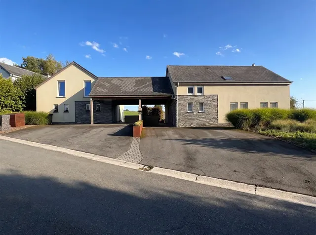 Maison à vendre à Houffalize – 1/10