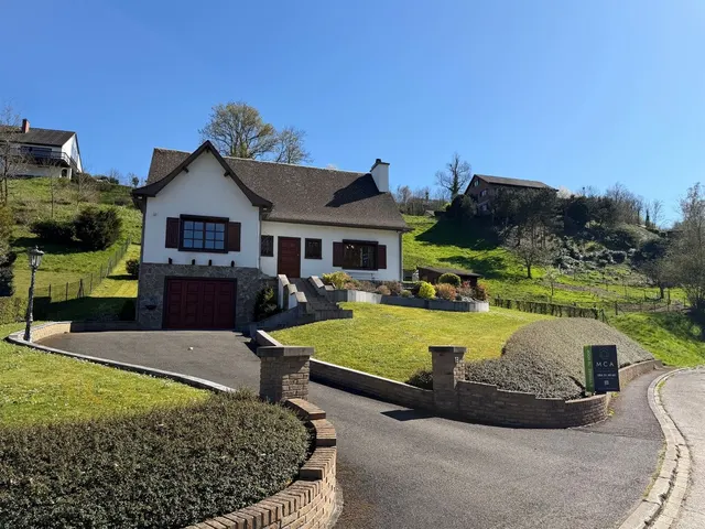 Huis te koop in Anseremme – 1/10