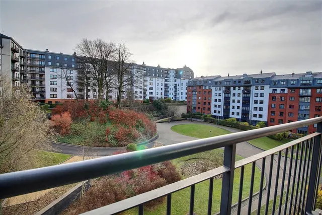 Appartement à louer à Ixelles – 1/10