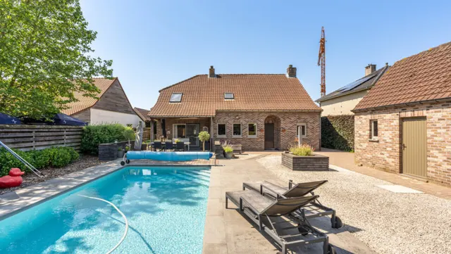 Huis te koop in Veerle – 1/10