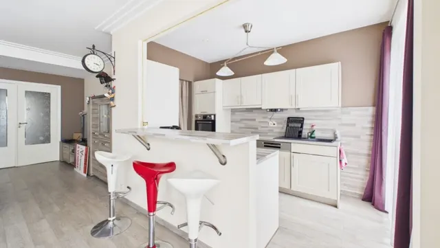 Apartment for sale in Neder-Over-Heembeek – 1/10