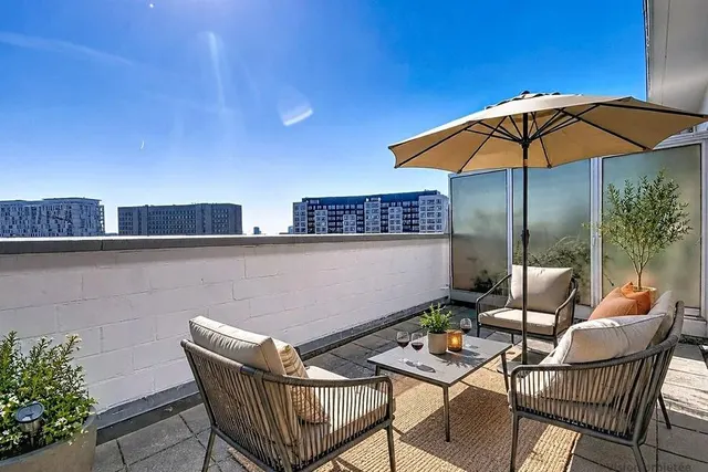 Appartement te koop in Evere – 1/10