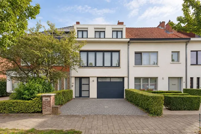 Maison à vendre à Edegem – 1/10